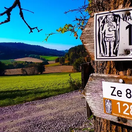 Eichkatzel Zell (Cham)